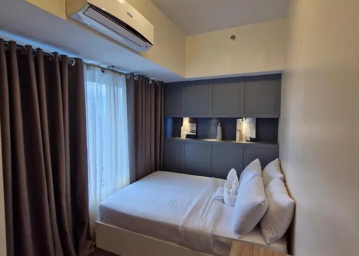 Spacious Makati Elite Air-2br - Prime With View Apartment *