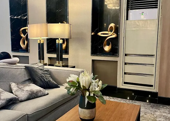 Apartment Spacious Makati Elite Air-2br - Prime With View *